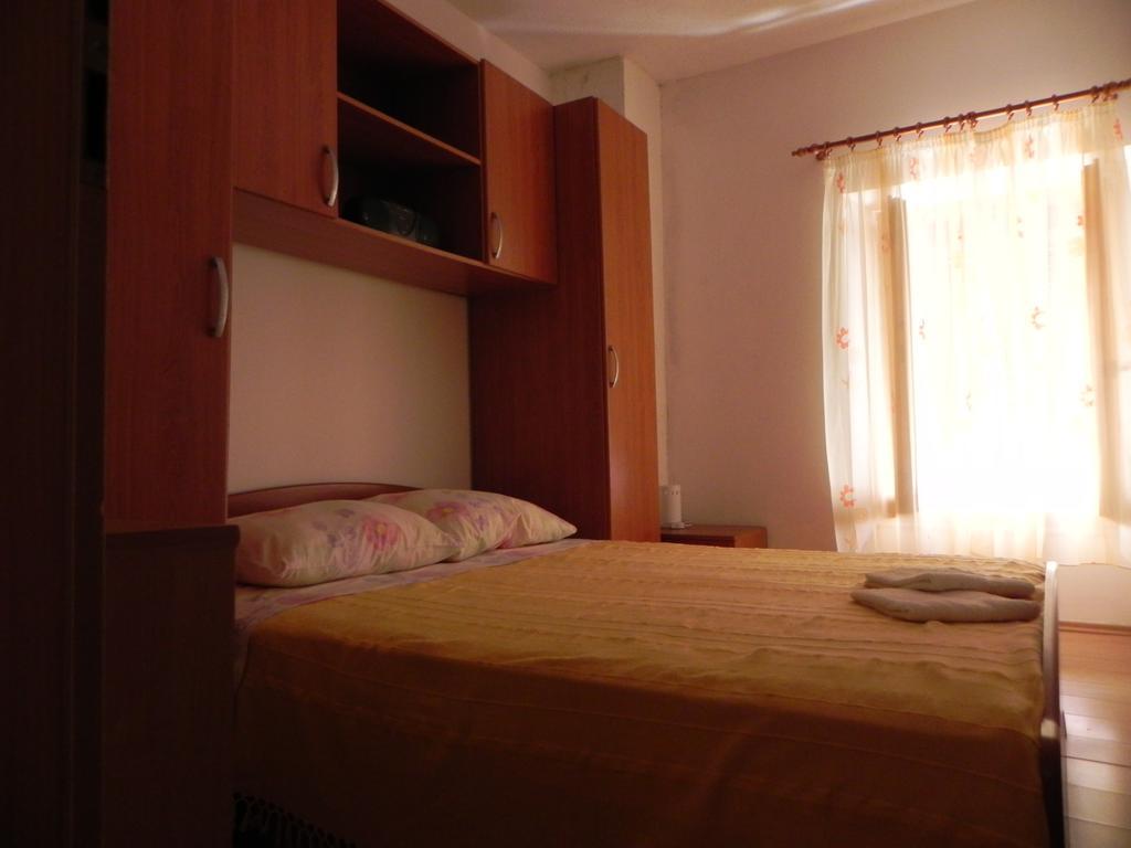Apartments Riva Pag Town Room photo